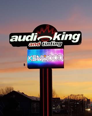 Custom pylon signs